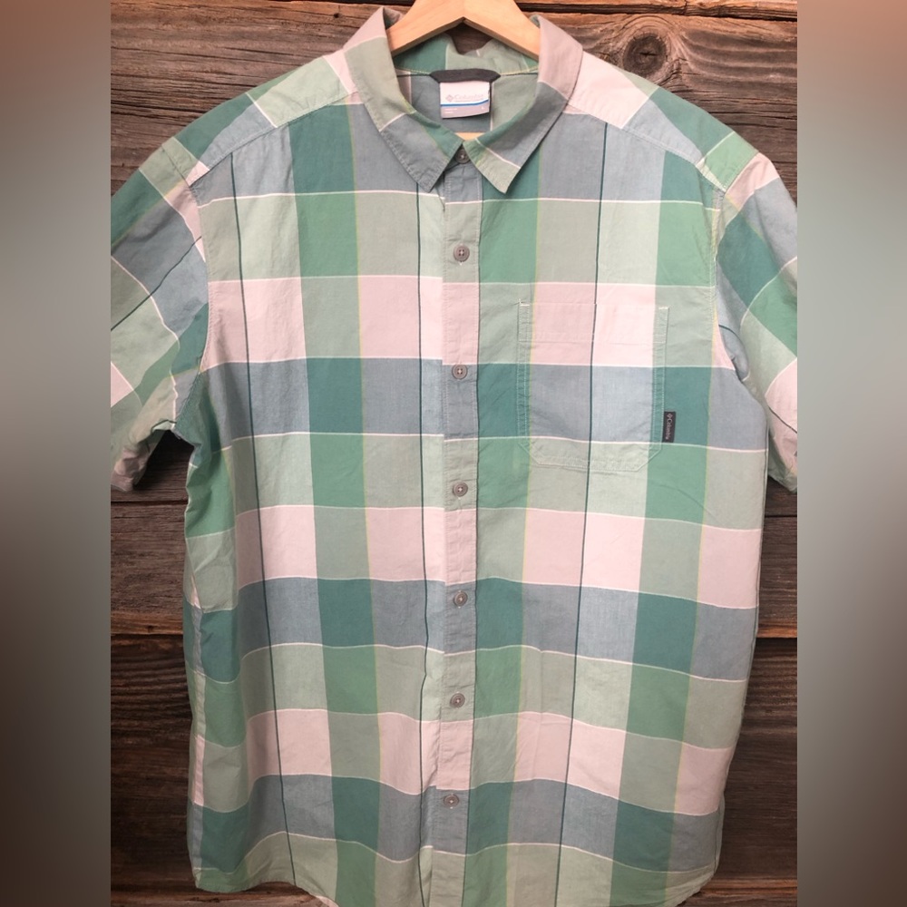 Columbia SS Plaid Shirt Large